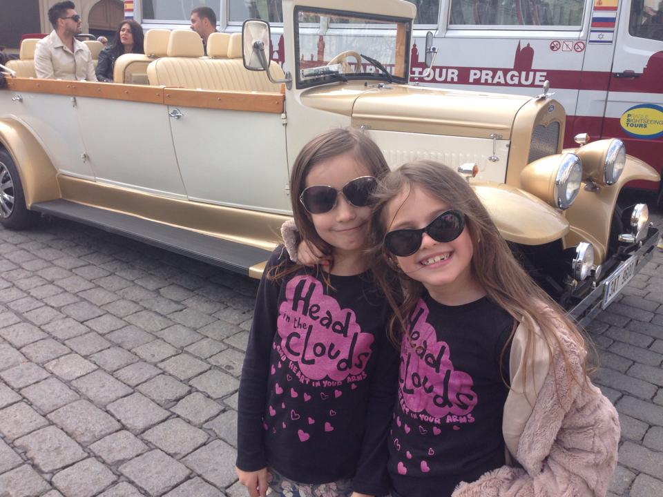 Aurita Agushi Aurita Agushi