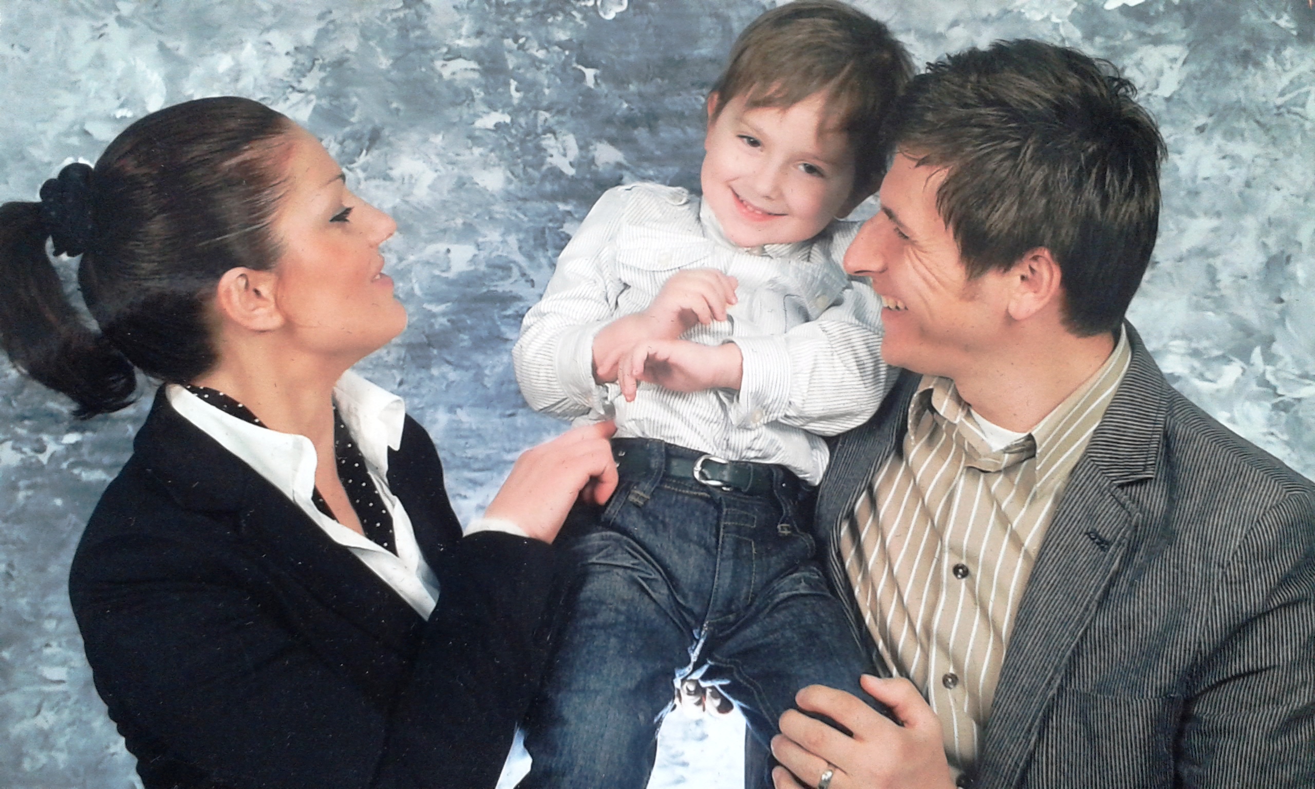 Intervist&euml; me regjisoren Elmaze Nura