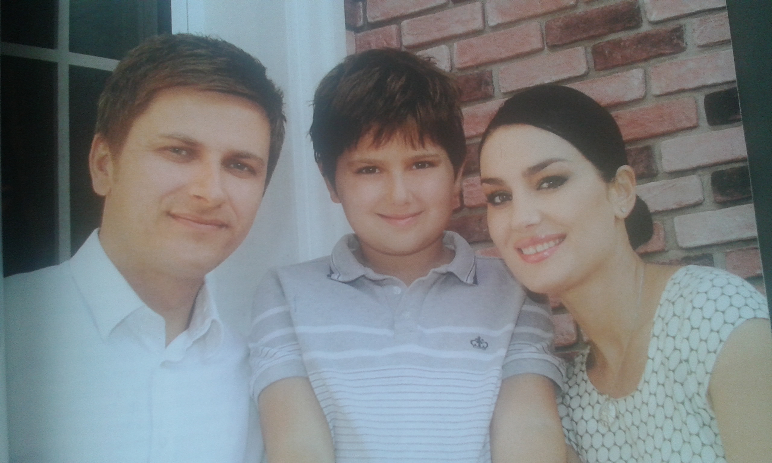 Intervist&euml; me regjisoren Elmaze Nura