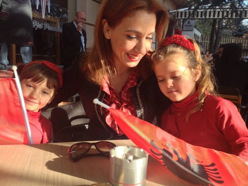 Aurita Agushi Aurita Agushi